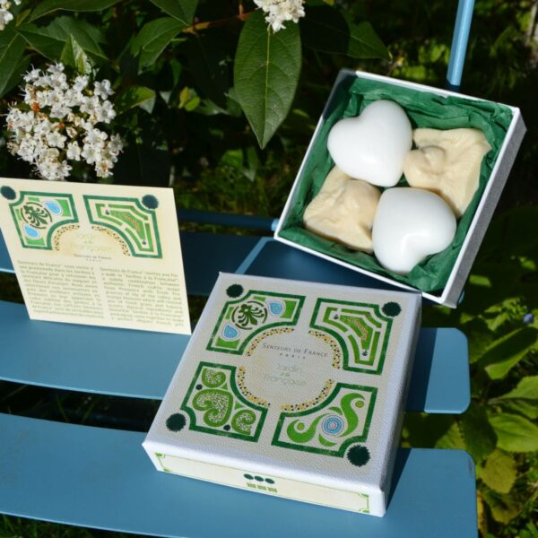 coffret savon coeur et ange muguet et thé jardin à la française