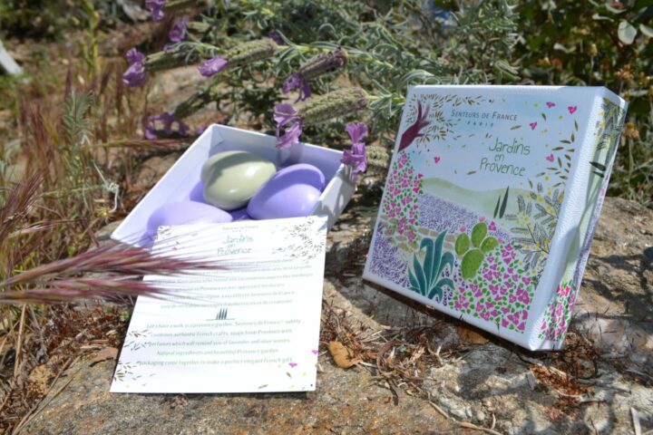 savons coeur olive et lavande jardin en Provence
