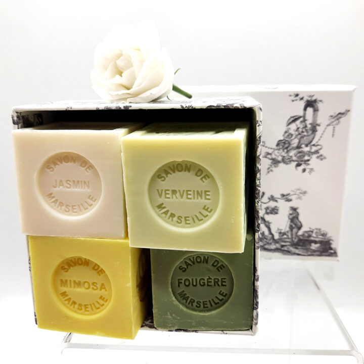 Coffret savonnette jasmin, mimosa, fougère, verveine