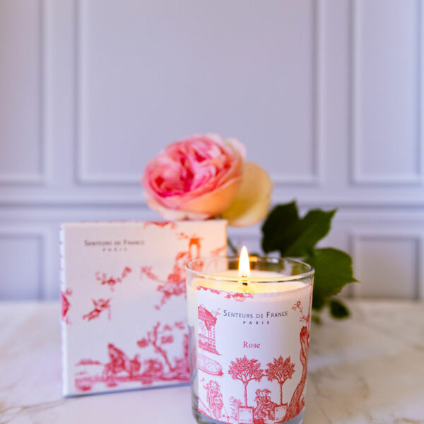 Bougie parfumée rose avec coffret